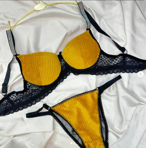 Luxury Yellow & Black Lace Lingerie Set