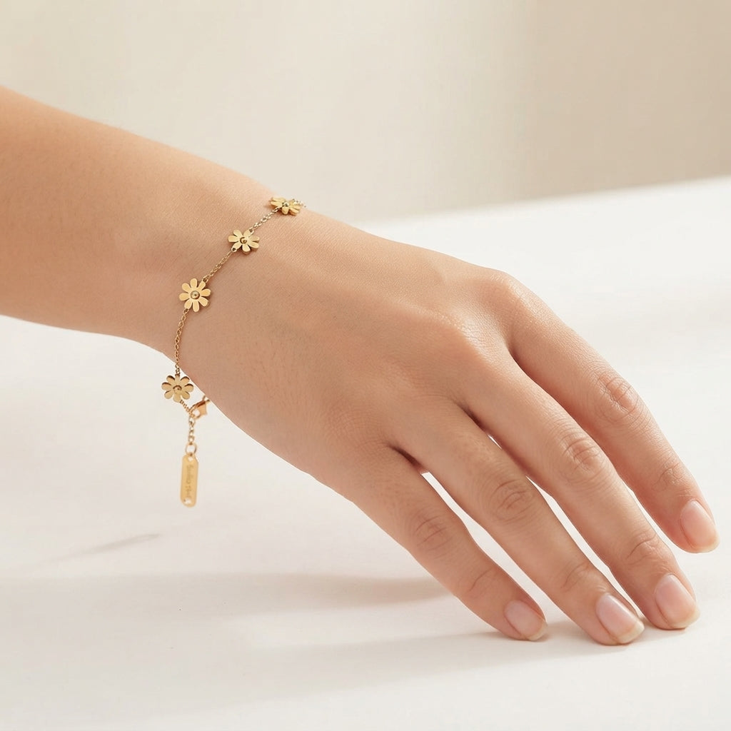 Sawera Studio Luxury China Gold Bracelet for Women