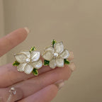 White Flower & Leaf - Earring