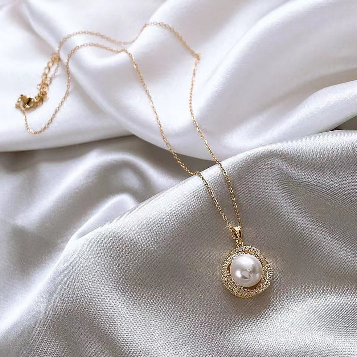 Luxury Pearl Halo Pendant Necklace for Women