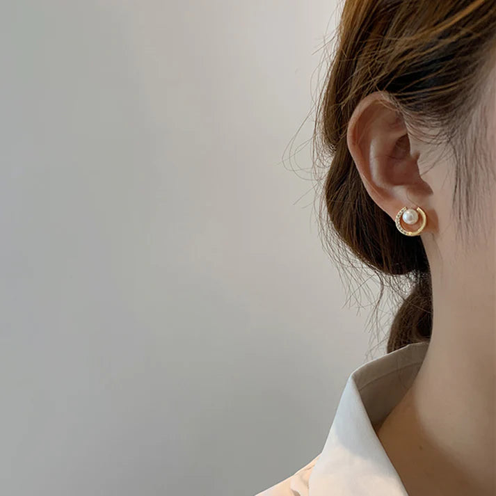 Pearl & Diamond Circle - Earring