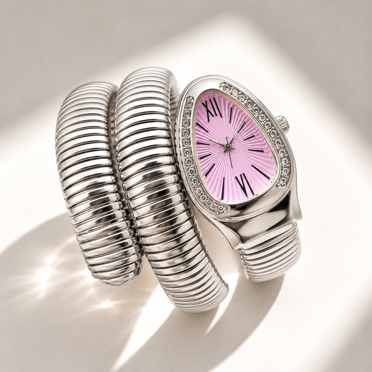 Luxury Gold Serpentine Bracelet Watch for Women